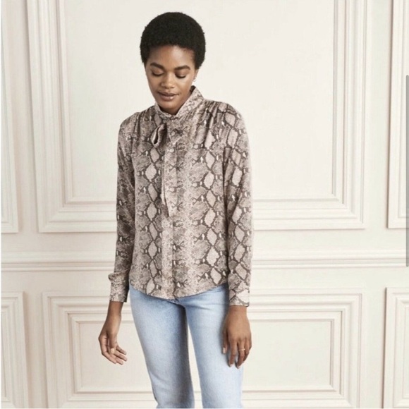 Tops - STELLA & DOT Snakeskin Print Neck Tie Long Sleeved Button Down Blouse